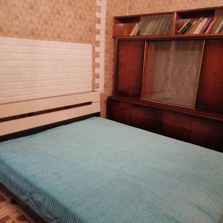 Рядом С Автовокзалом Apartment Odessa Ngoại thất bức ảnh